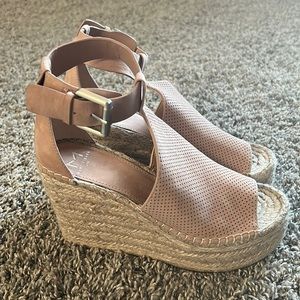 Marc Fisher wedge sandal. Size 6.